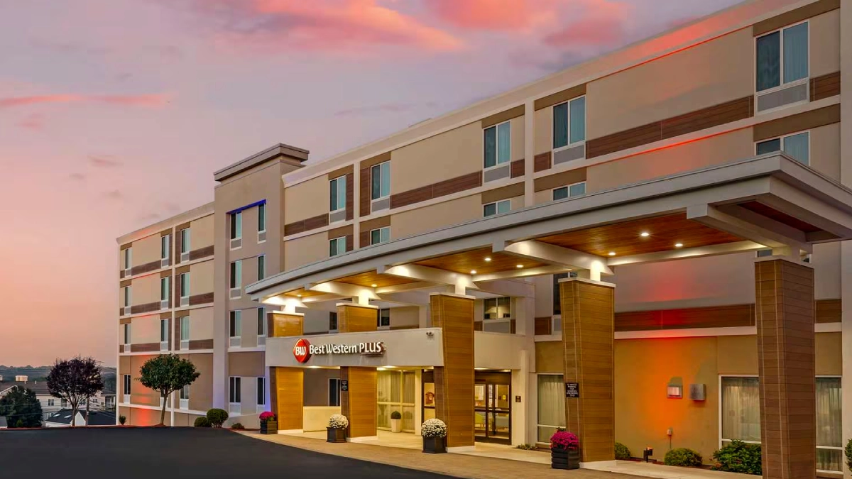 Private car service from Boston Logan to Best Western Plus North Shore Hotel