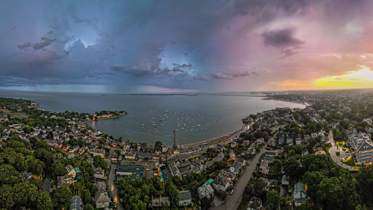 Car service from Logan Airport to Swampscott